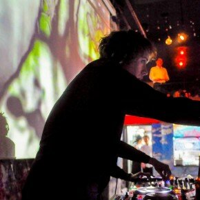Silk/Juice at Col.l.age+